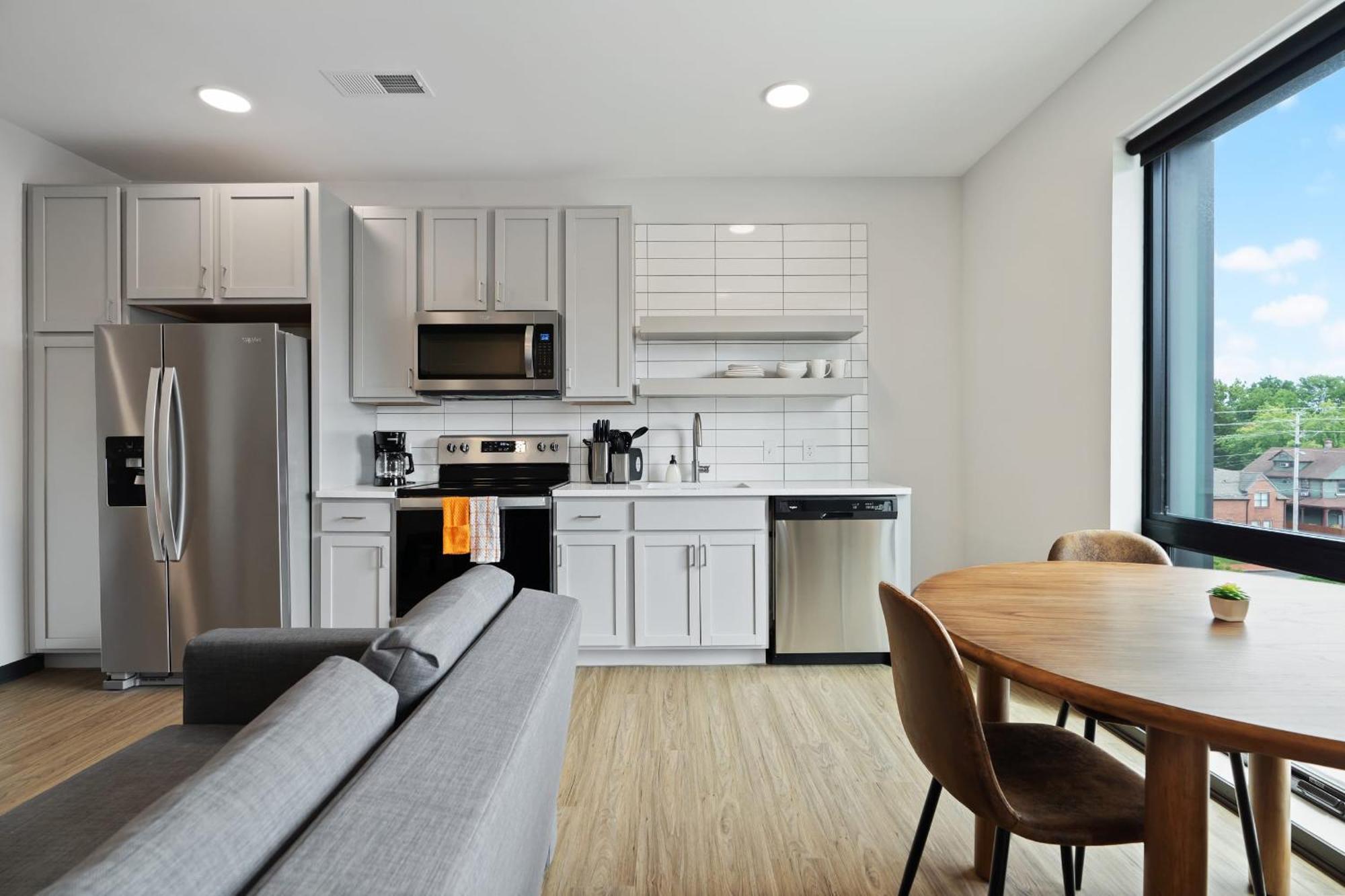 Cozysuites On Mass With Garage Parking #7 Indianapolis Buitenkant foto